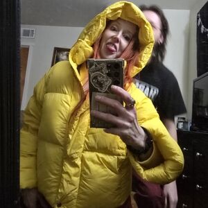 Meet your Posher, Shelly